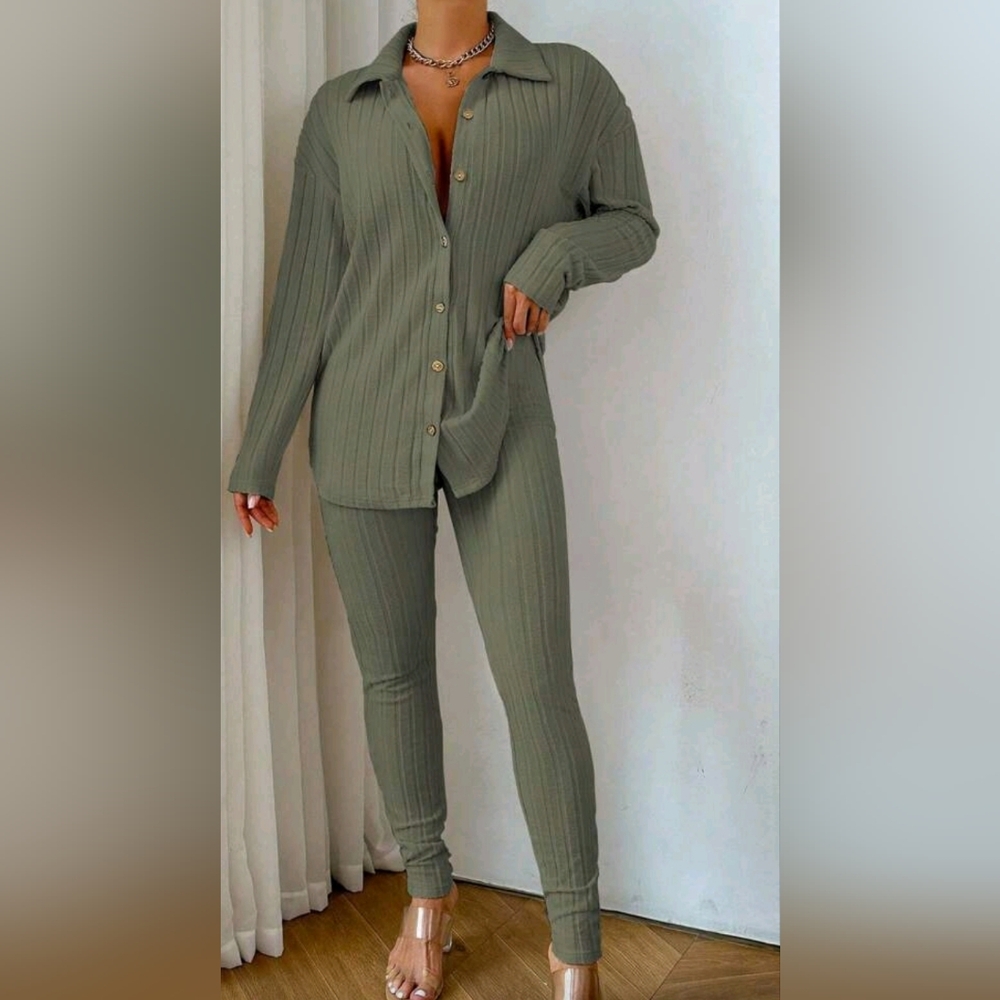 SHEIN | Green Ribbed Leggings and Top Set